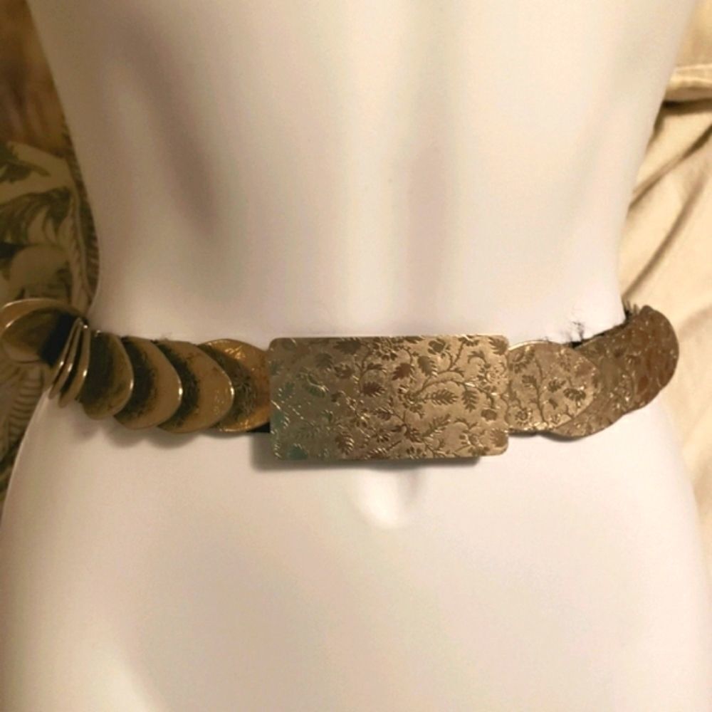 VINTAGE metal gladiator accordion plated Stretch belt